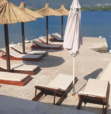 Apartments Klakor Ps Tivat Exterior photo